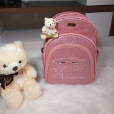 Mochila Rosa Impermeável no Paraíso