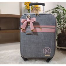 Mala Personalizada com Rodinhas Para Organizar as Roupinhas do Bebê